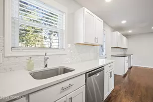 222 Elmwood Ct, Brick, NJ 08723 - Photo 11