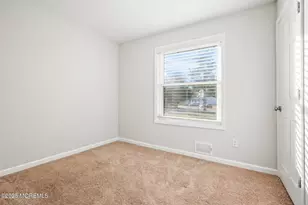 222 Elmwood Ct, Brick, NJ 08723 - Photo 17