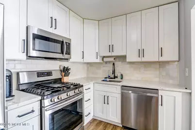 1 White Oak Court, Howell Township, NJ 07731 - Photo 7