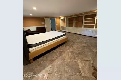 282 Lawrence Avenue, Oakhurst, NJ 07755 - Photo 17