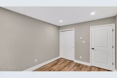 115 Amberly Drive #D, Manalapan Township, NJ 07726 - Photo 11