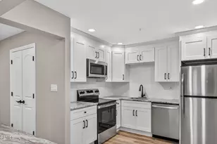 115 Amberly Dr, Manalapan Township, NJ 07726 - Photo 5