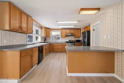 261 Oak Avenue, West Creek, NJ 08092 - Photo 5