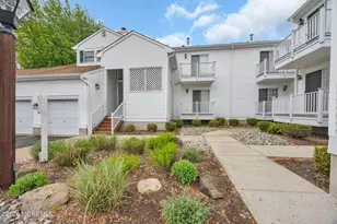 22 Alexandria Way, Basking Ridge, NJ 07920 - Photo 3