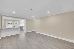 111B Edinburgh Ln, Lakewood, NJ 08701 - Photo 9