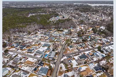 823 Maple Avenue, Brick, NJ 08724 - Photo 21