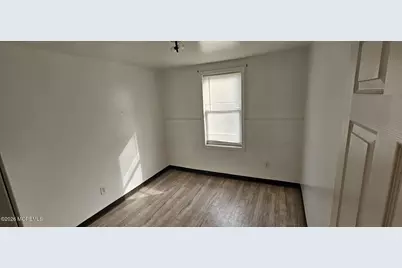 402 W Green Street, Millville, NJ 08332 - Photo 13