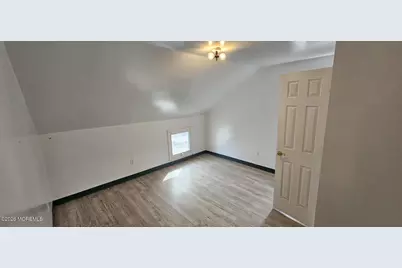 402 W Green Street, Millville, NJ 08332 - Photo 9