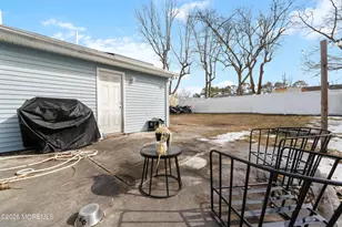 406 Applegate Ave, Toms River Township, NJ 08757 - Photo 9