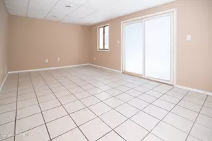 32 Hamilton Ave, Morganville, NJ 07751 - Photo 11