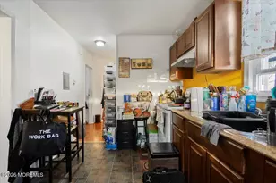 111 Center St, Metuchen, NJ 08840 - Photo 23