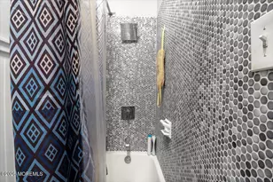 111 Center St, Metuchen, NJ 08840 - Photo 19