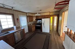 121-123 Stone Rd, Union Beach, NJ 07735 - Photo 13