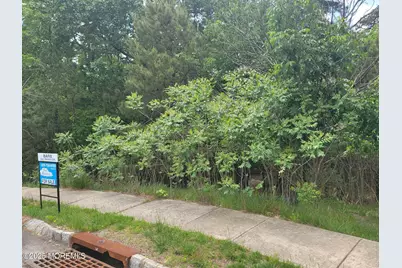 138 Hemlock Drive, Cream Ridge, NJ 08514 - Photo 5