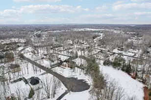 9 Winners Cir, Manalapan Township, NJ 07726 - Photo 53