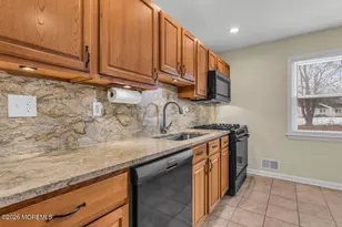 6 Highview Cir, Middletown, NJ 07748 - Photo 15