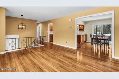 6 Highview Circle, Middletown, NJ 07748 - Photo 9