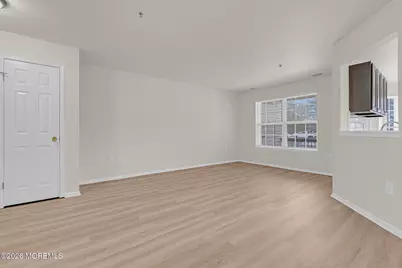 12 High Pointe Way, Matawan, NJ 07747 - Photo 9