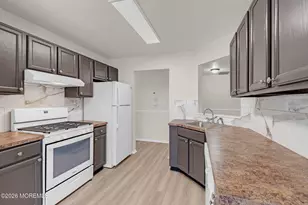 12 High Pointe Way, Matawan, NJ 07747 - Photo 15