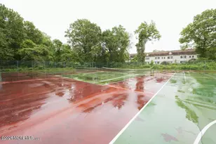 22 Beverly Ct, Tinton Falls, NJ 07724 - Photo 11