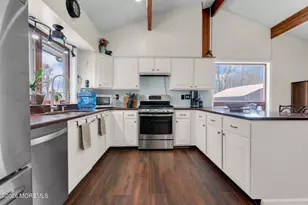 501 Circle Dr, Upper Freehold Township, NJ 08691 - Photo 7