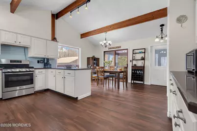 501 Circle Drive, Upper Freehold Township, NJ 08691 - Photo 5