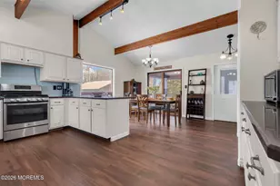 501 Circle Dr, Upper Freehold Township, NJ 08691 - Photo 5