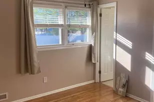 105 Suburban Dr, Toms River Township, NJ 08753 - Photo 7