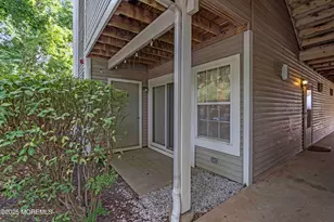 1 Thoroughbred Fare, Tinton Falls, NJ 07753 - Photo 19