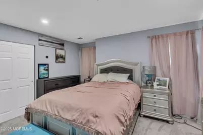 1 Thoroughbred Fare, Tinton Falls, NJ 07753 - Photo 13