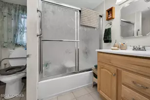 51 Holmes Pl, North Middletown, NJ 07748 - Photo 19