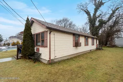 51 Holmes Place, North Middletown, NJ 07748 - Photo 3