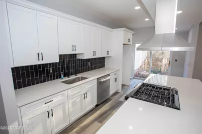 267 Perry Avenue #202, Union Township, NJ 07083 - Photo 15