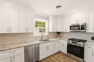 199 Cabrillo Blvd, Toms River Township, NJ 08757 - Photo 5