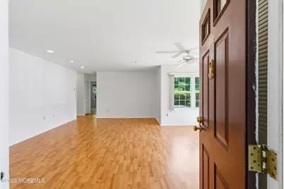 106 Viburnum Terrace #307, Red Bank, NJ 07701 - Photo 5