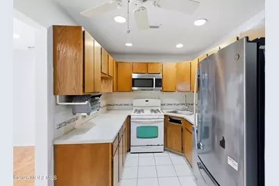 106 Viburnum Terrace #307, Red Bank, NJ 07701 - Photo 9