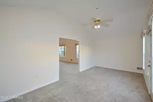 3253 Flagstone Ct, Toms River Township, NJ 08755 - Photo 15