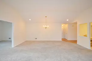 3253 Flagstone Ct, Toms River Township, NJ 08755 - Photo 9