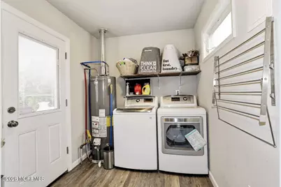 265 E Virginia Avenue, Manasquan, NJ 08736 - Photo 13