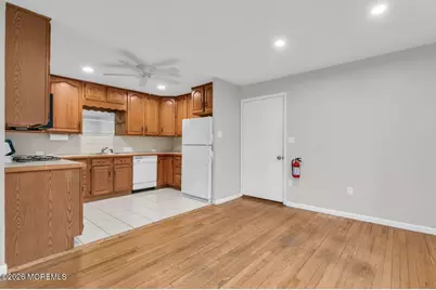 114 N Lakeshore Drive, Manahawkin, NJ 08050 - Photo 11