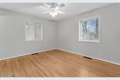 114 N Lakeshore Drive, Manahawkin, NJ 08050 - Photo 23