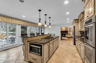 6 Flora Dr, Holmdel, NJ 07733 - Photo 13