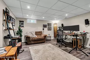 6 Flora Dr, Holmdel, NJ 07733 - Photo 39