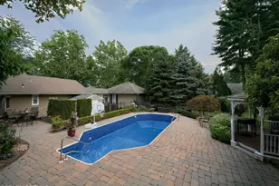 6 Flora Dr, Holmdel, NJ 07733 - Photo 45