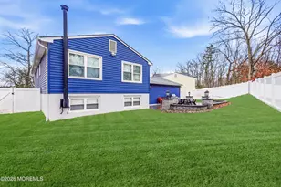 19 Silversmith Ct, Howell Township, NJ 07731 - Photo 11