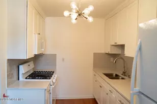 142 South St, Red Bank, NJ 07701 - Photo 5