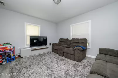 405 Main Street #2, Keansburg, NJ 07734 - Photo 5