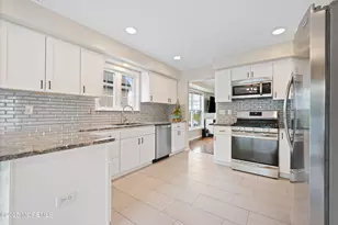 36 Main St, Port Monmouth, NJ 07758 - Photo 11