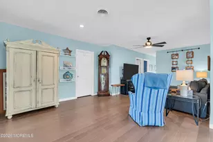 728 Twin Lakes Blvd, Little Egg Harbor, NJ 08087 - Photo 9