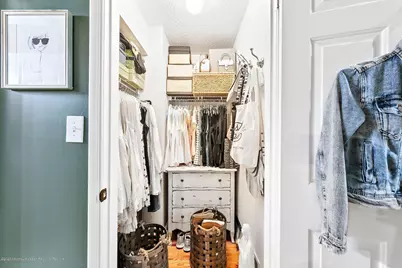 49 Richmond Court, Tinton Falls, NJ 07712 - Photo 11